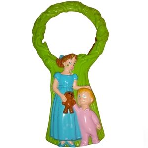Vintage McDonalds Peter Pan Wendy Michael Magnifying Glass Happy Meal Toy 1997